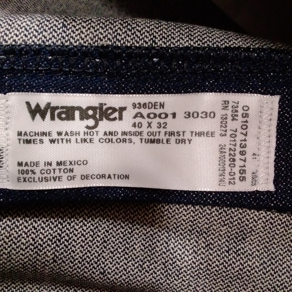 NWT Wrangler Cowboy Cut Slim Fit 936DEN 40X32 - Picture 4 of 4